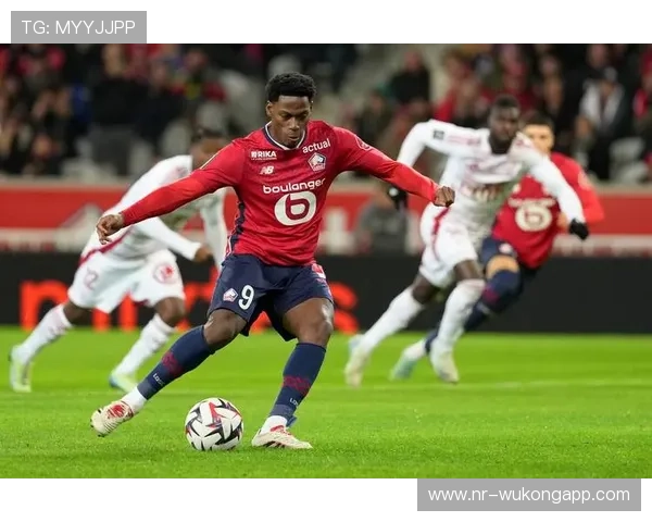 乔纳森·戴维与努涅斯：效率与冲击力的两种前锋模型