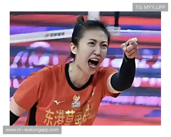 丁霞训练完直接拎爱马仕去夜店?