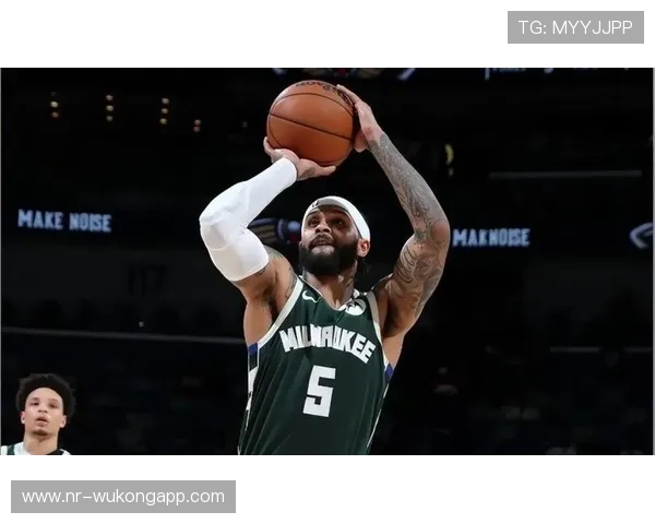 加里·特伦特无球跑动拉开空间助力球队三分效率提升