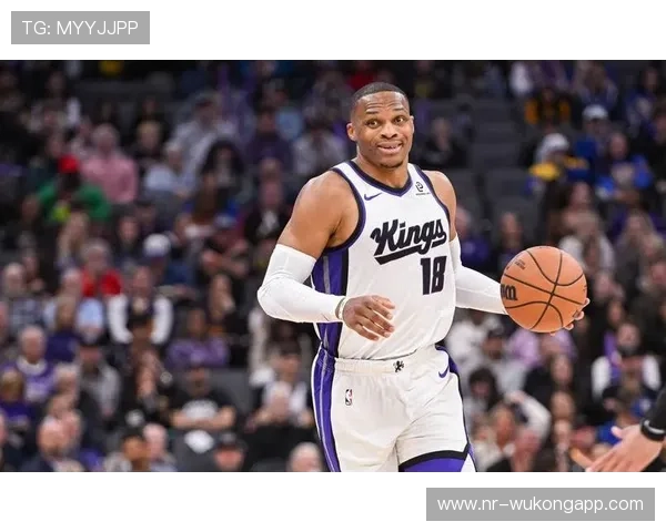 威少由单打转挡拆吸约基奇提升助攻效率