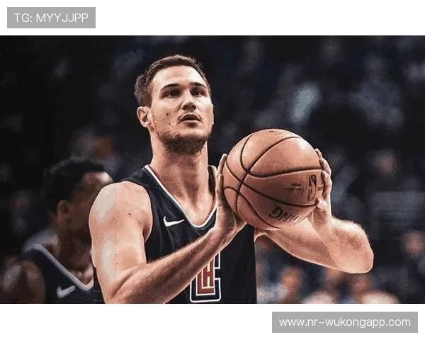 斯科蒂·巴恩斯三分爆发拉开差距 提升开拓者进攻威胁