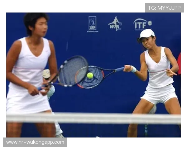 彭帅这阵子画风突变了？网球场下的生活比比赛还精彩啊！