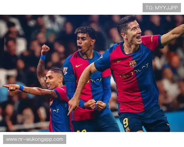 巴萨进攻流畅却趋扁平，纵深缺失与变化不足影响战术效果