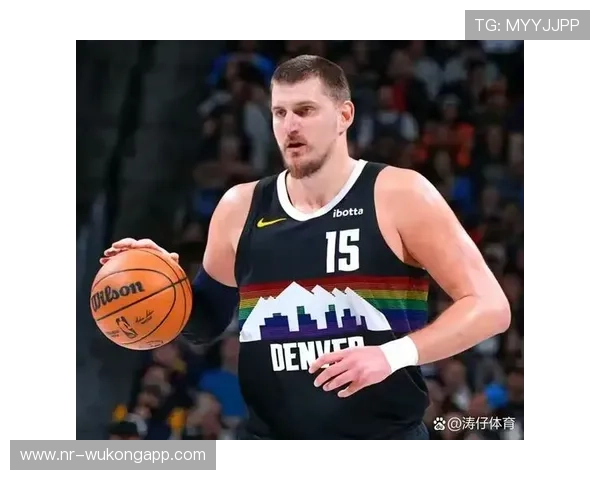 阿德托昆博背打单打更高效，拉开与约基奇得分差异